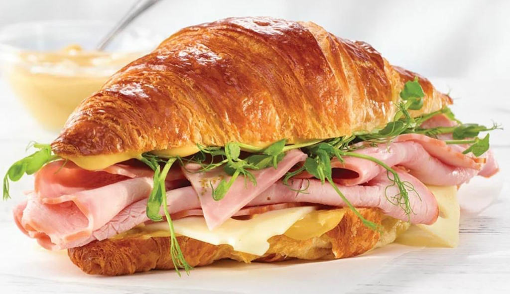 Croissant au jambon